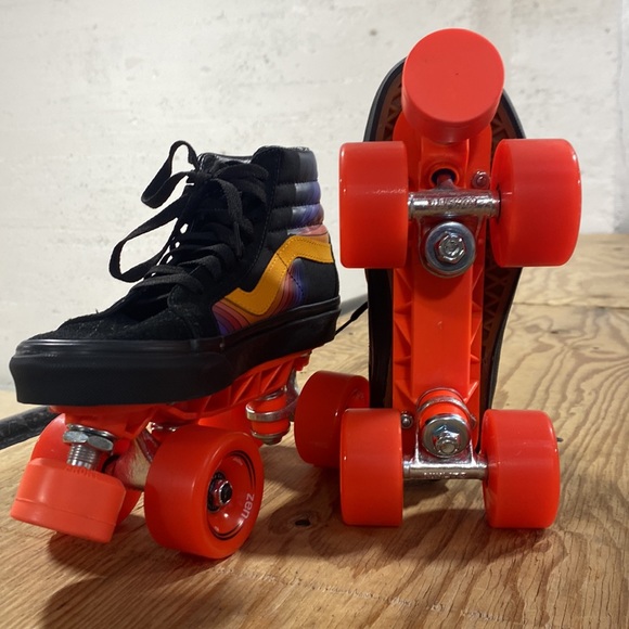 Custom Vans Roller Skates! Mens 5.5, Women’s 7 - Picture 6 of 9